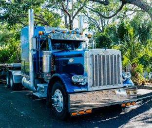 freightliner-semi-truck-services