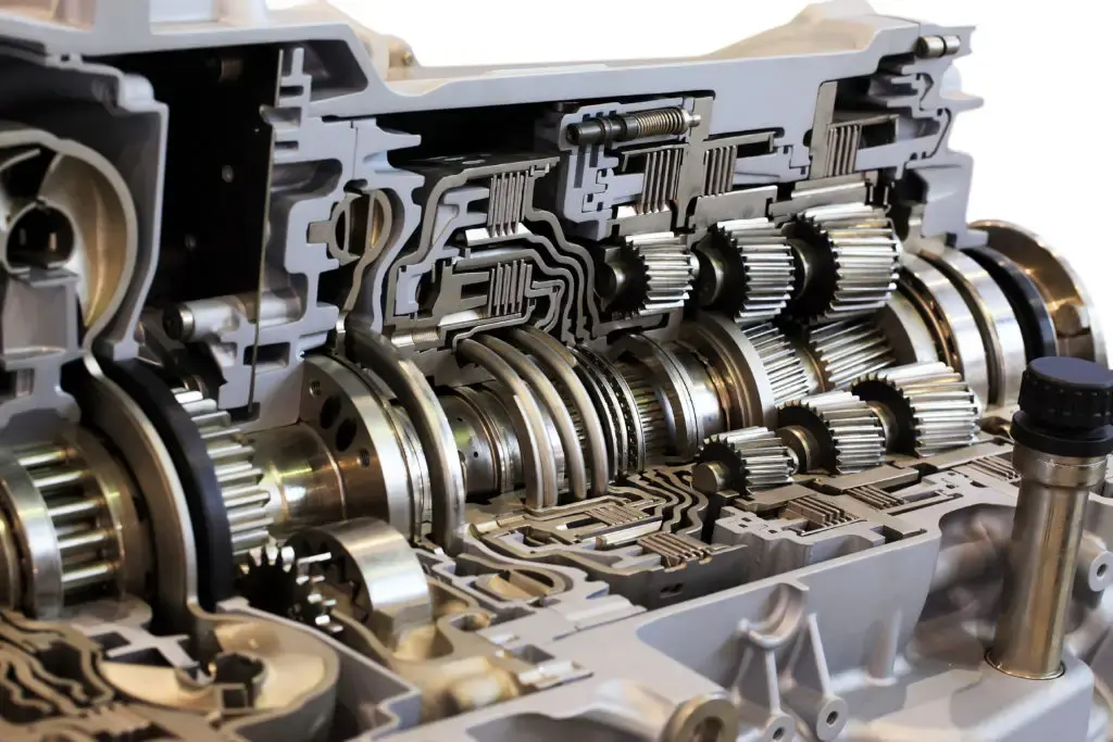 how many gears does a semi truck have